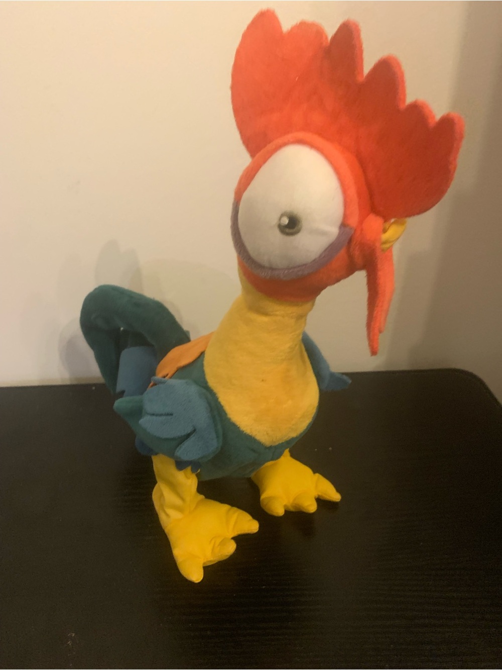 Disney Moana clucking Hei Hei  plush rooster wide eyed goofy vibrant color